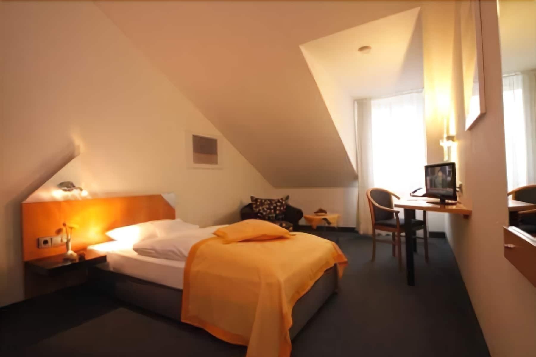 Prima Hotel Havelland Groß Kreutz エクステリア 写真