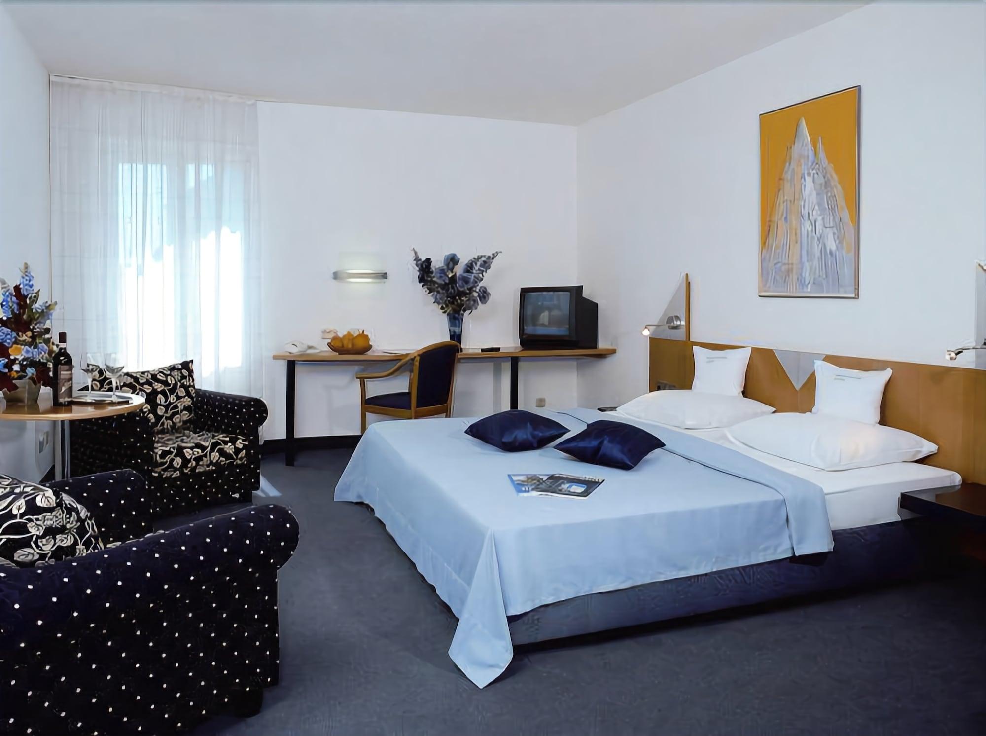 Prima Hotel Havelland Groß Kreutz エクステリア 写真